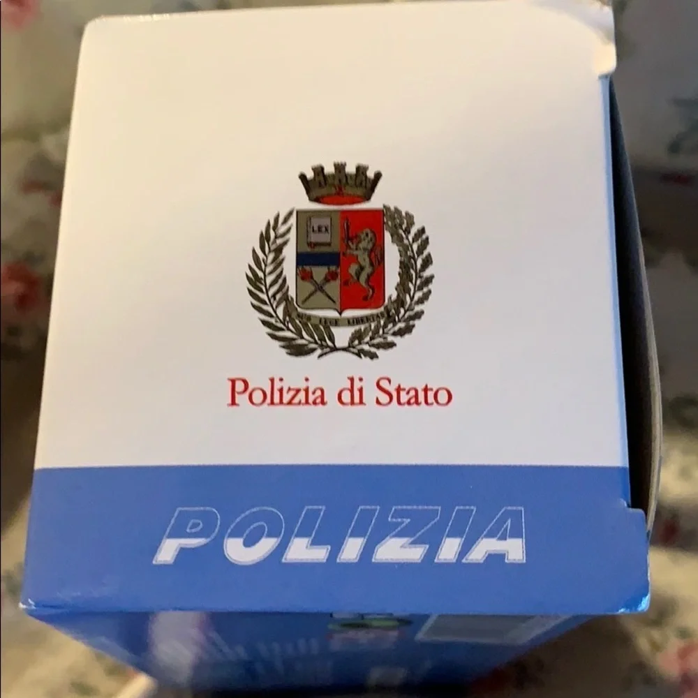 Mondo Motors Alpha Romero Official Product. 1/43